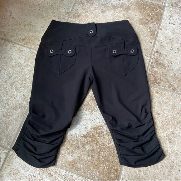 Y2K Guzella Capri Pants - Picture 2 of 4